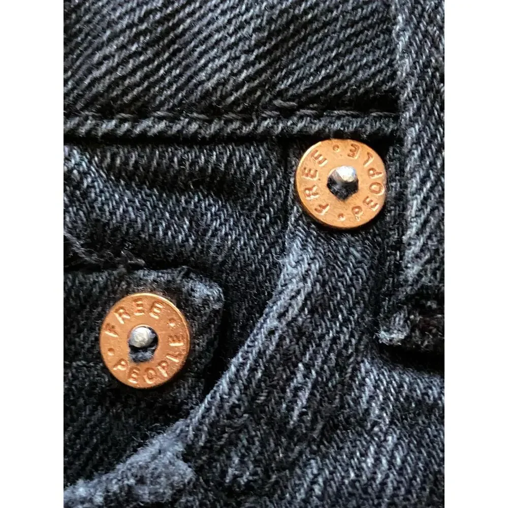 FREE PEOPLE Black Distressed Full Zip Denim Skirt sz 26